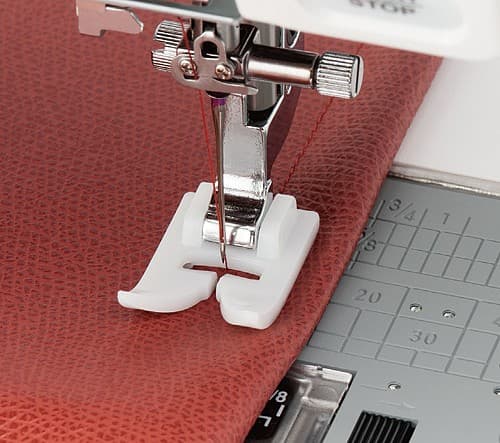 Лапка тефлоновая для машин с вертикальным челноком