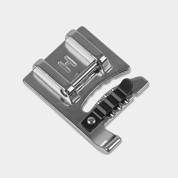 Лапка для пришивания шнура с 3 направляющими (для машин с шириной строчки 9мм)