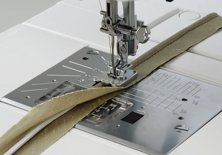 Лапка для вшивания канта (для машин с шириной строчки 9мм) - фото №2