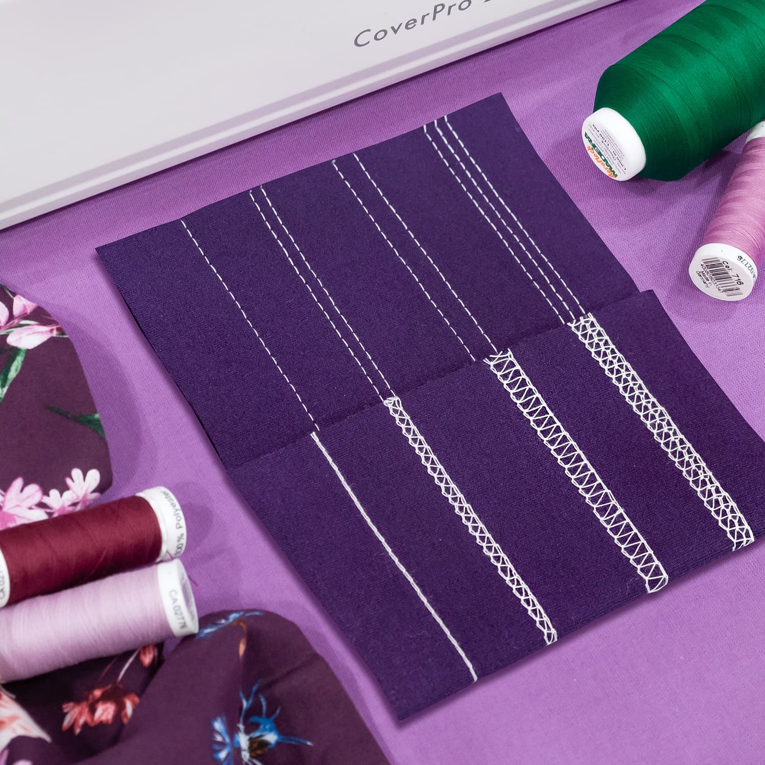 3-х игольная 4-х ниточная плоскошовная машина Janome CoverPro 2000CPX - фото №10