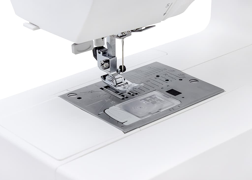 Швейная машина с микропроцессорным управлением Janome Sewist 740DC - фото №5