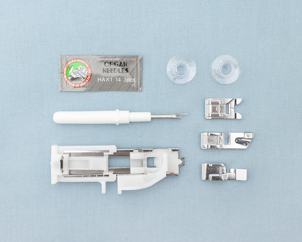 Электромеханическая швейная машина Janome Sew Line 500s - фото №8