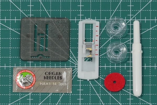 Электромеханическая швейная машина New Home NH385 - фото №2