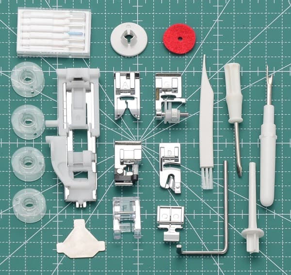 Электромеханическая швейная машина New Home NH5518 - фото №2