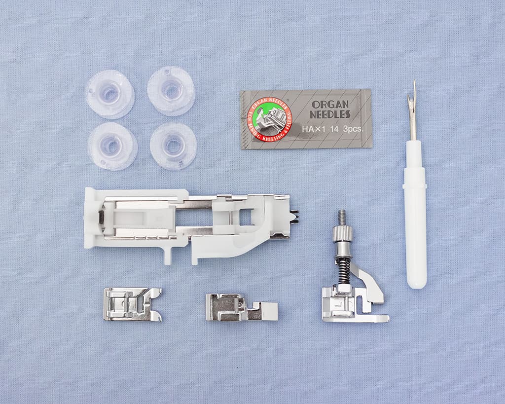 Электромеханическая швейная машина Janome Sella - фото №9